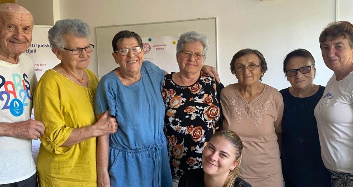 75. rođendan gospođe Ruže u Dnevnom boravku „Zajedno bez granica“
